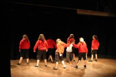 2009-chair-routine-british-dance-troupe